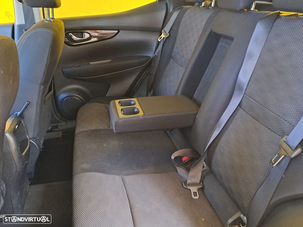 Nissan Qashqai 1.5 dCi 360 - 10