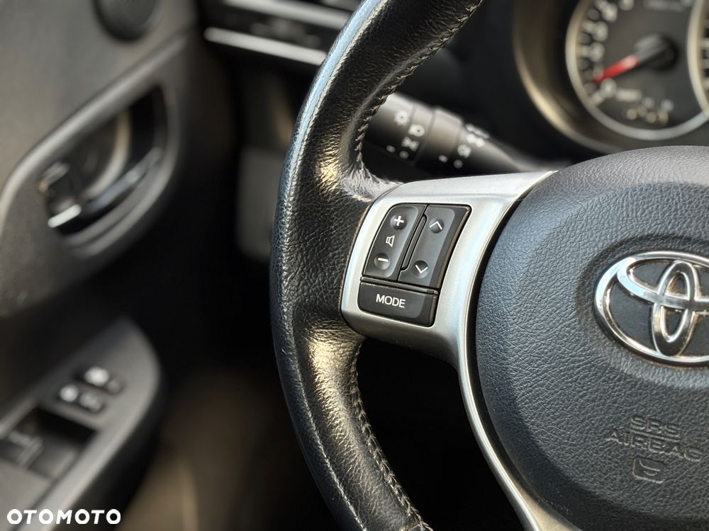 Toyota Verso S 1.33 VVT-i Comfort - 16