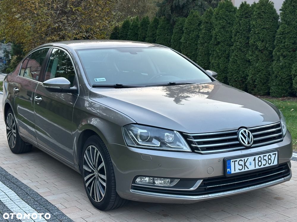 Volkswagen Passat 2.0 TDI Comfortline - 9