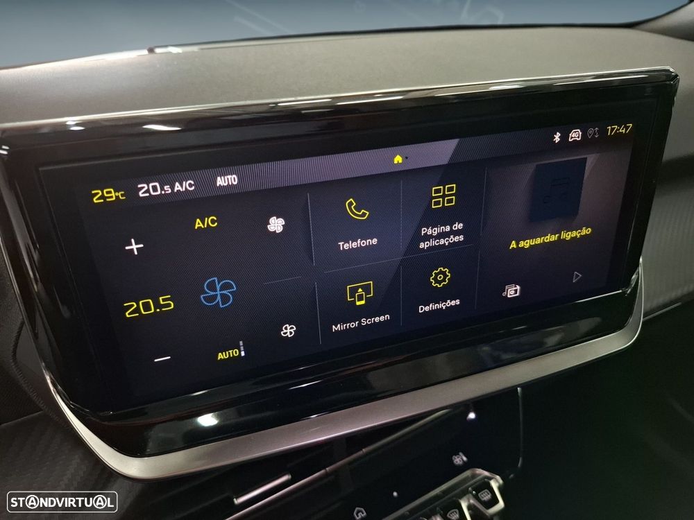 Peugeot 2008 1.2 Hybrid Allure e-DCS6 - 20