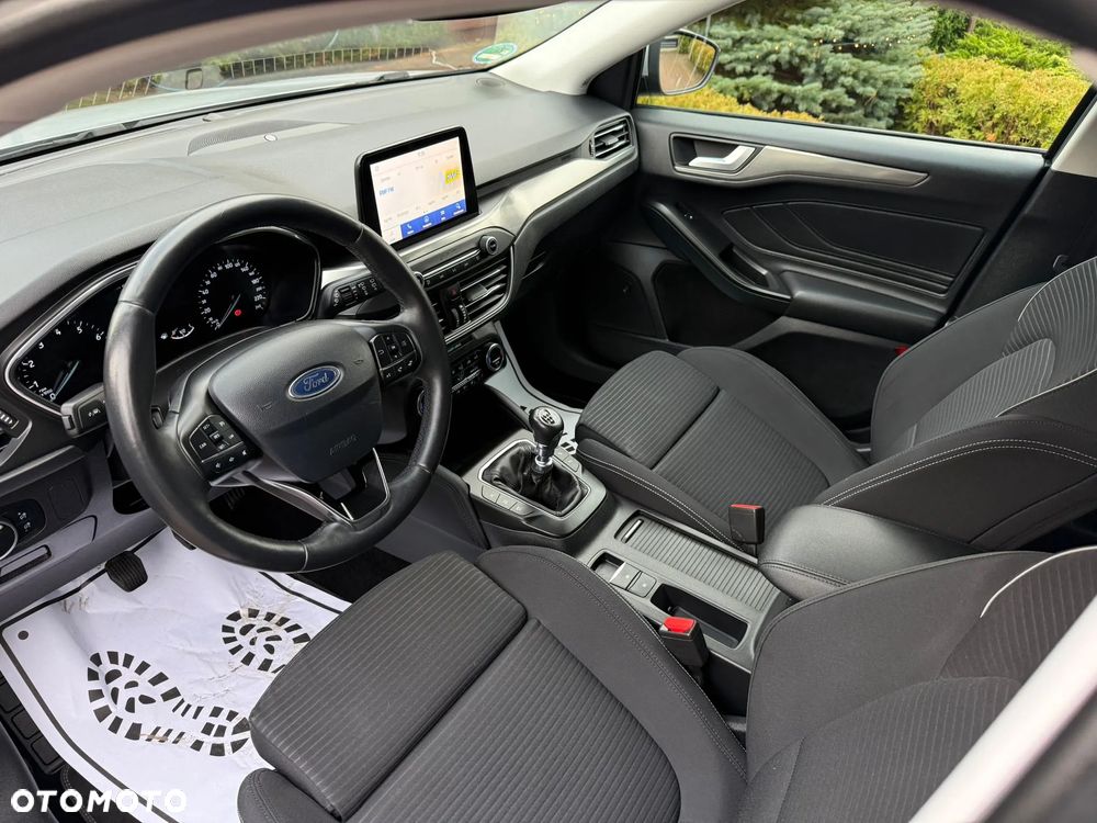 Ford Focus 1.0 EcoBoost Start-Stopp-System COOL&CONNECT - 17