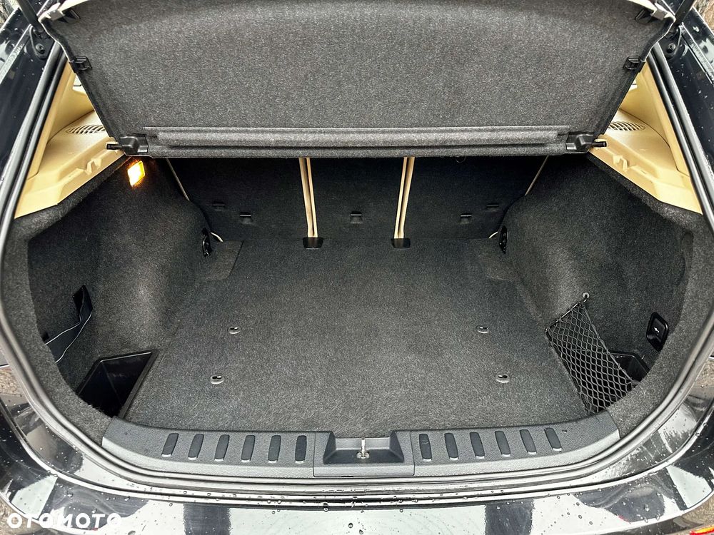 BMW X1 xDrive23d - 34