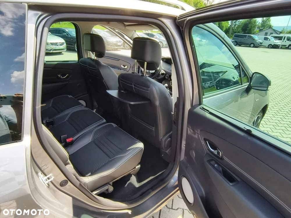 Renault Grand Scenic - 16