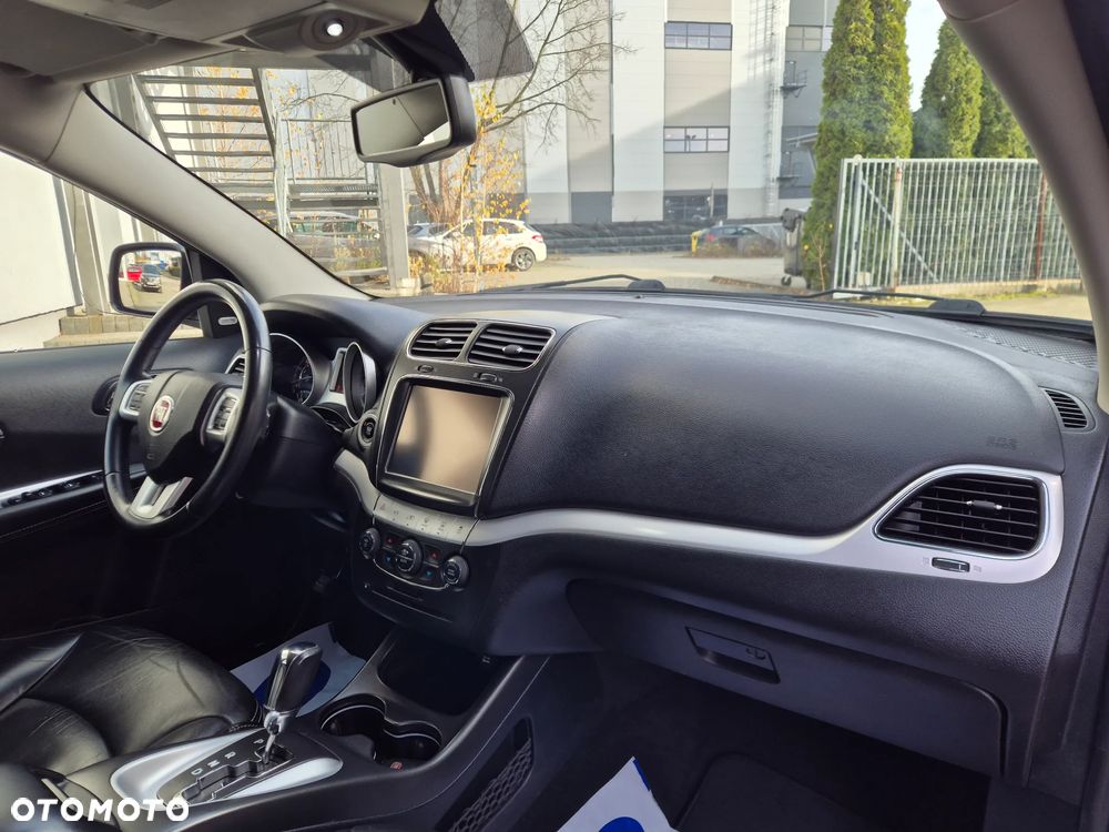 Fiat Freemont 2.0 Multijet 16V DPF Automatik Allrad Lounge - 12