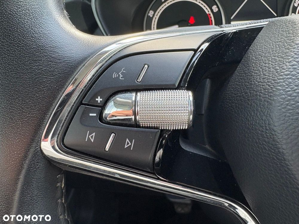 Skoda Fabia 1.0 Ambition - 21