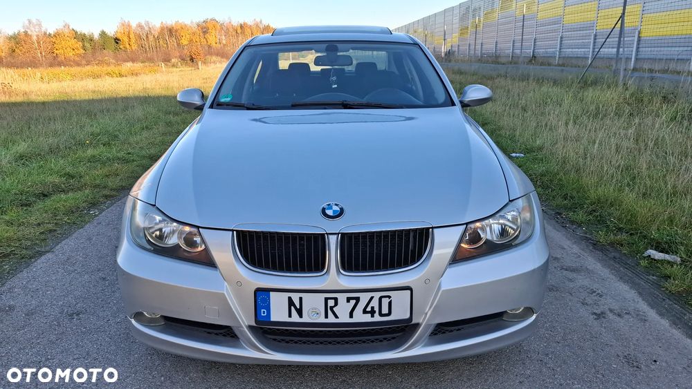 BMW Seria 3 320i - 8