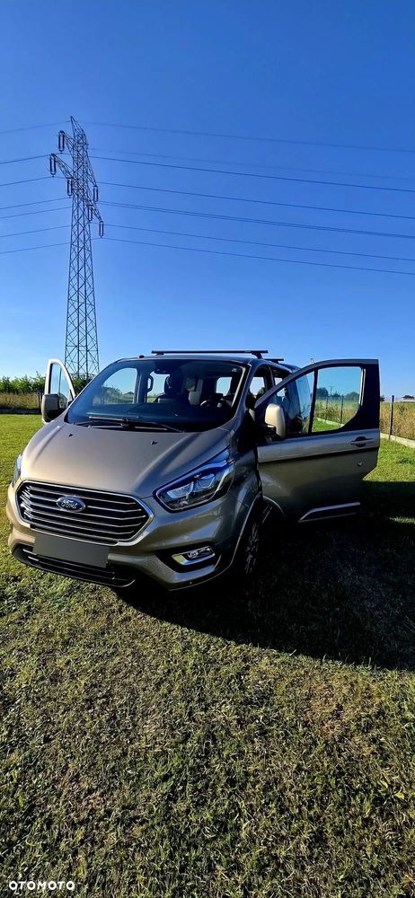 Ford Tourneo Custom - 2
