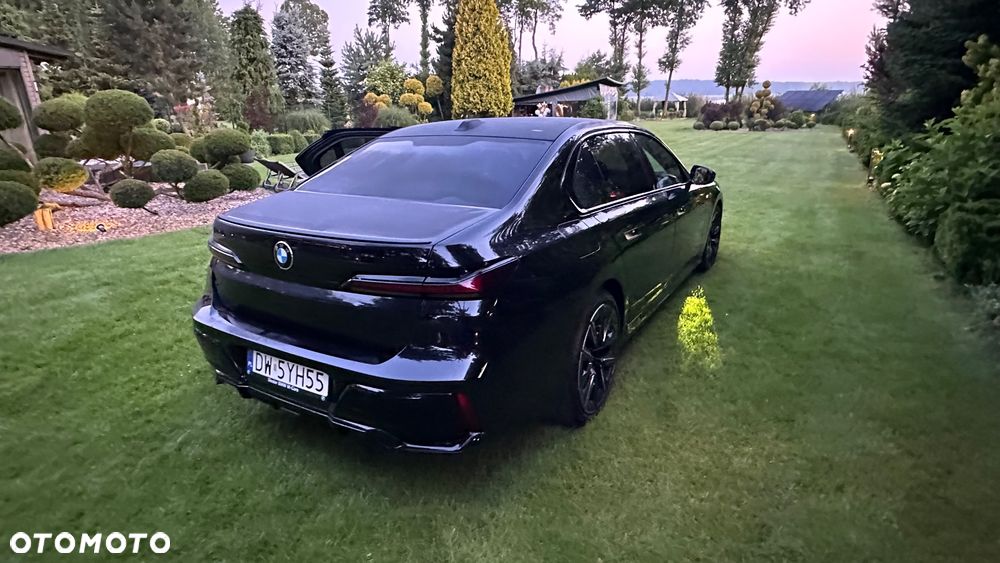 BMW Seria 7 - 40
