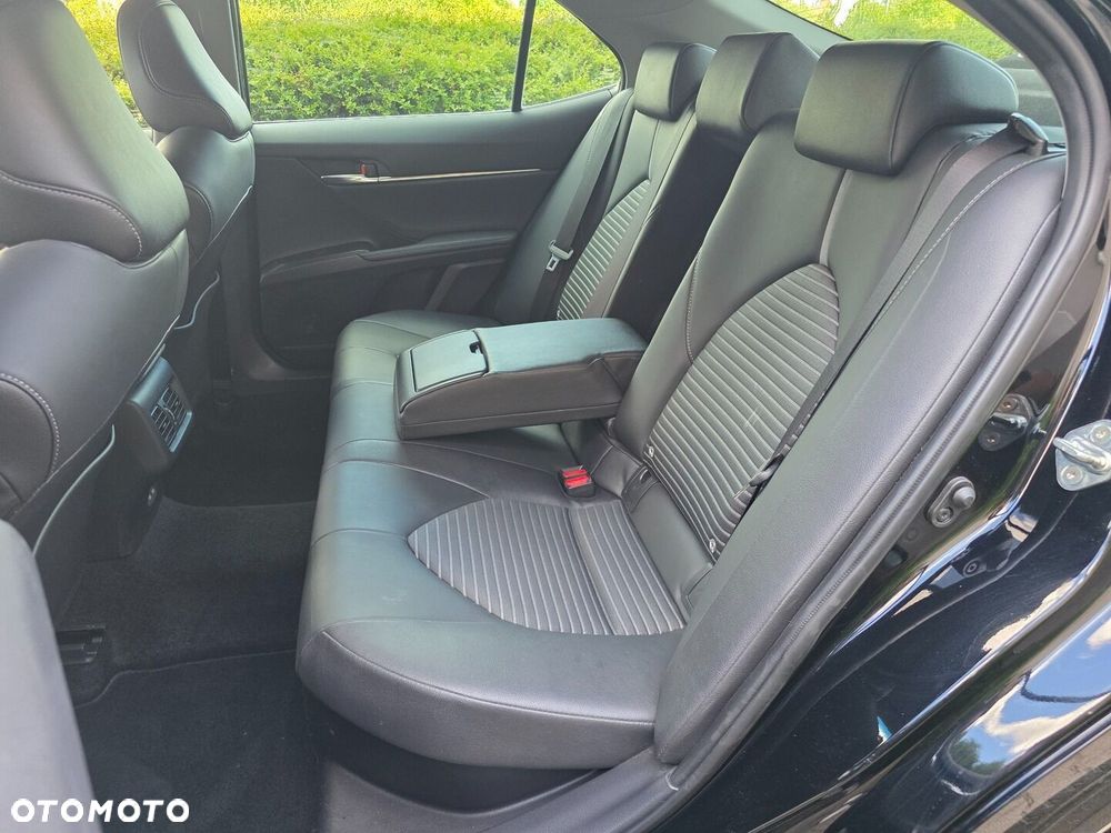 Toyota Camry 2.5 Hybrid Prestige CVT - 20