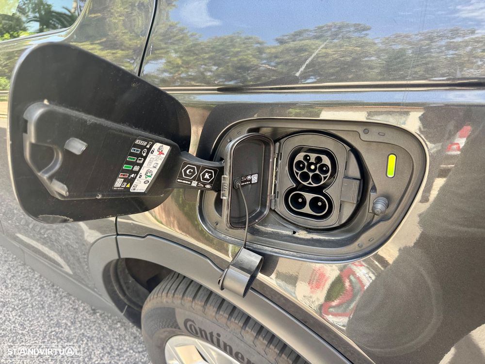 Land Rover Discovery Sport P300e - 19