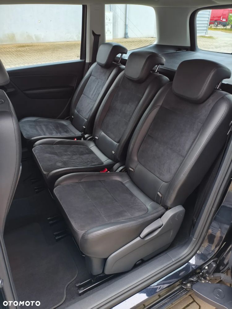 Volkswagen Sharan 2.0 TDI 4MOTION Blue Motion Life - 15