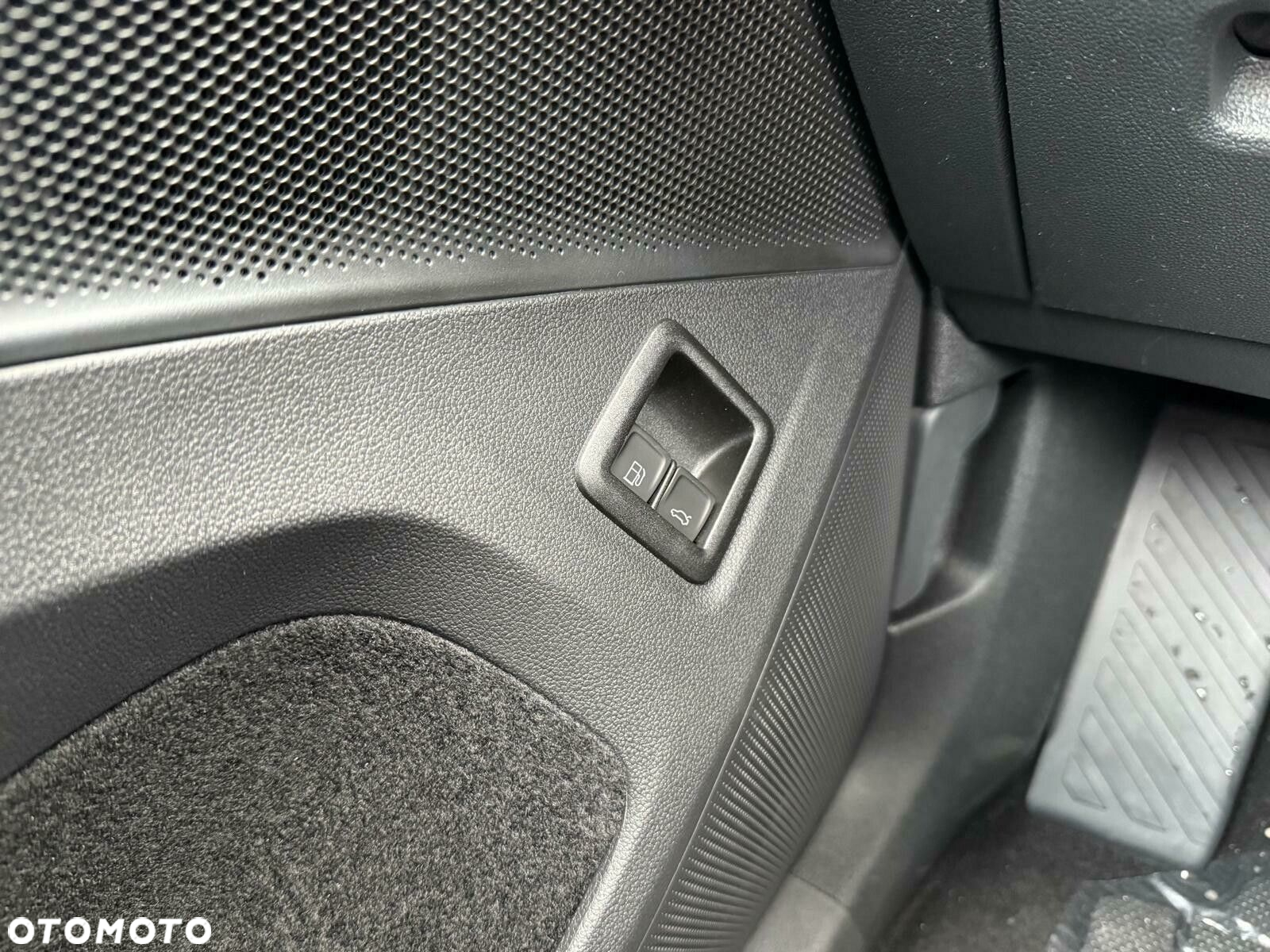 Volkswagen Tiguan - 24