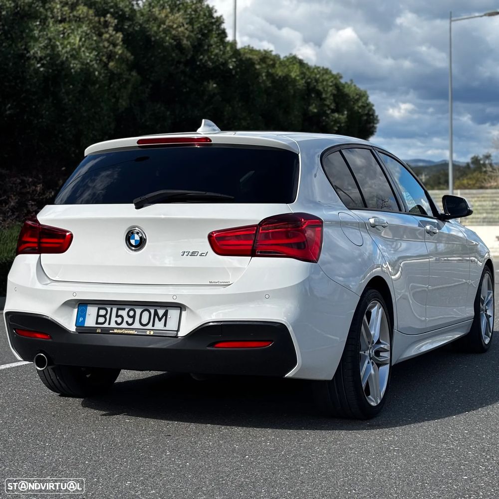 BMW 118 d Pack M - 12