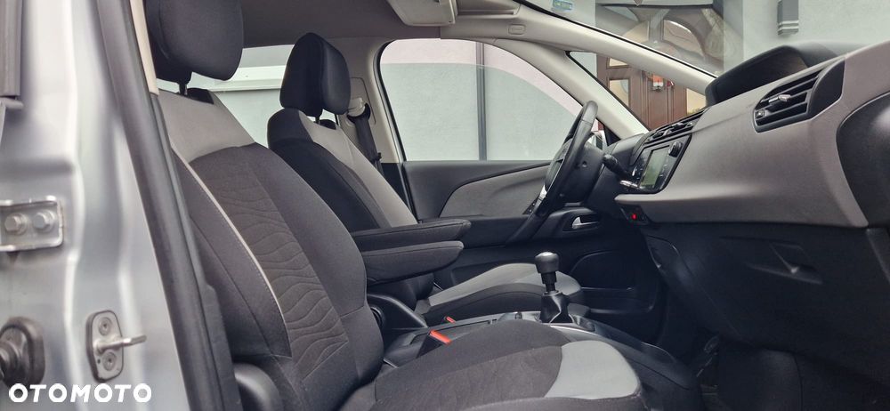 Citroën C4 Picasso - 10