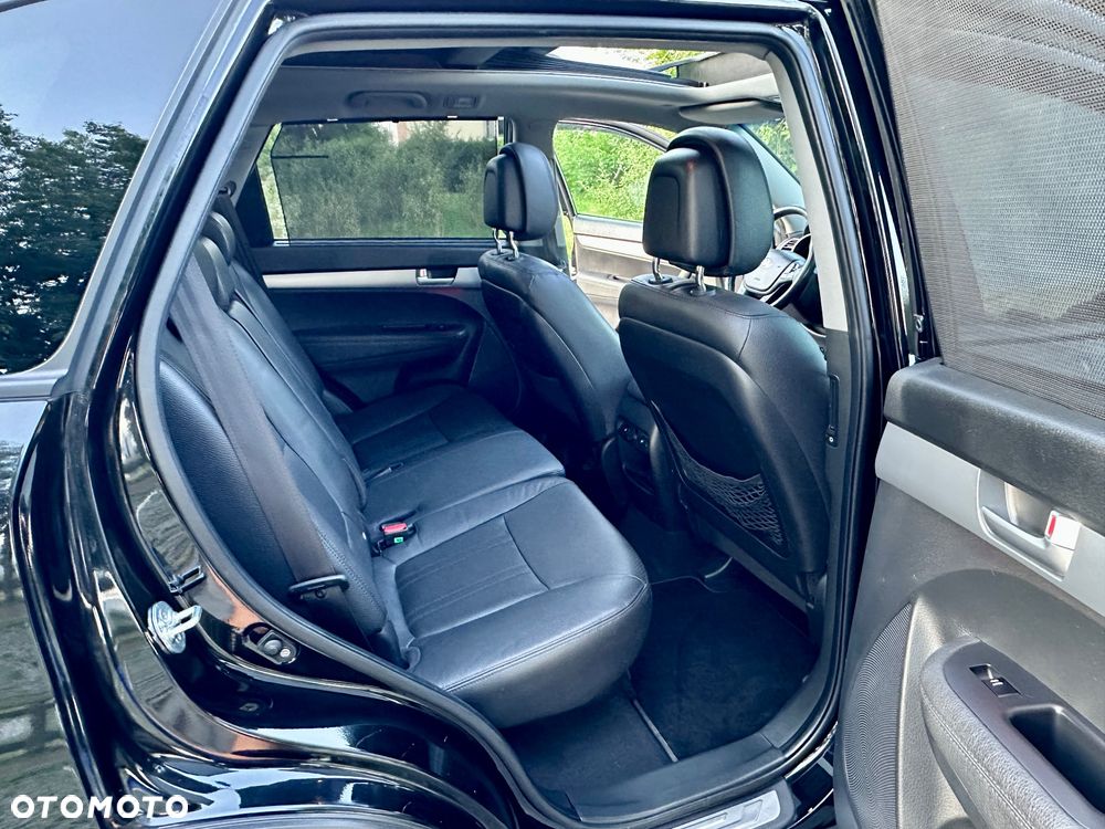 Kia Sorento - 25