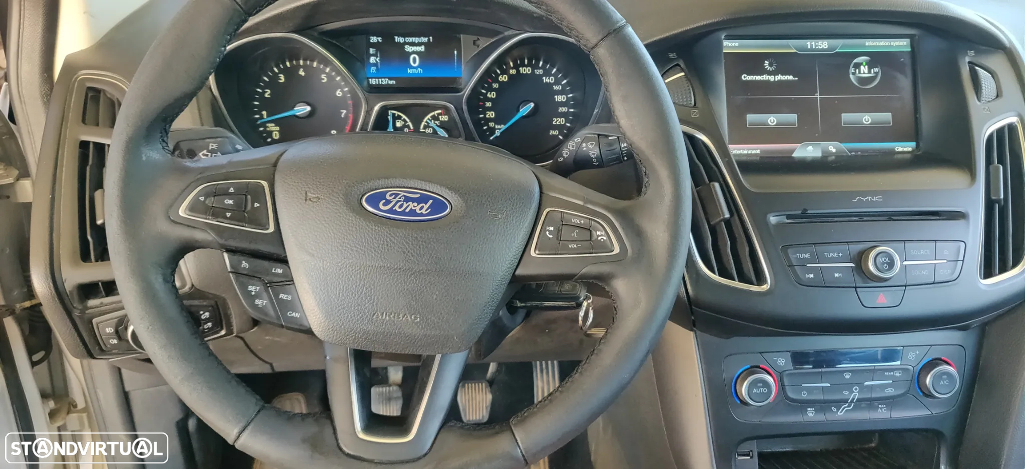 Ford Focus SW 1.0 SCTi Trend+ - 26