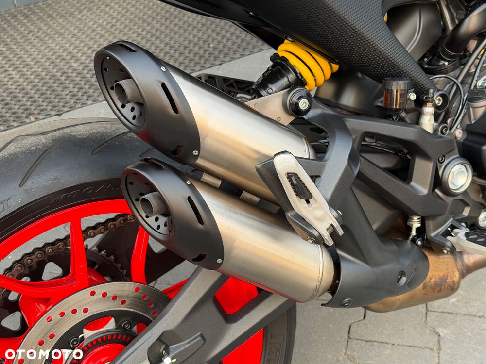 Ducati Monster - 12