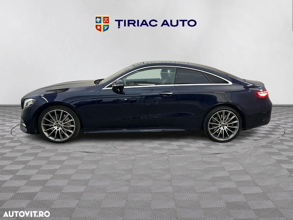 Mercedes-Benz E 400 Coupe 4MATIC Aut. - 2