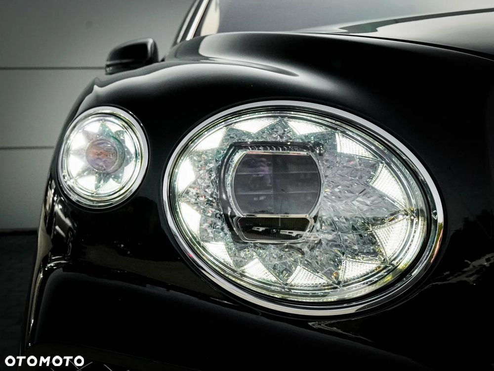 Bentley Bentayga - 8