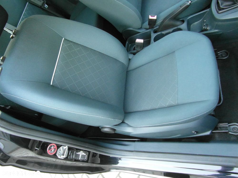 Ford Fiesta 1.25 Champions Edition - 19