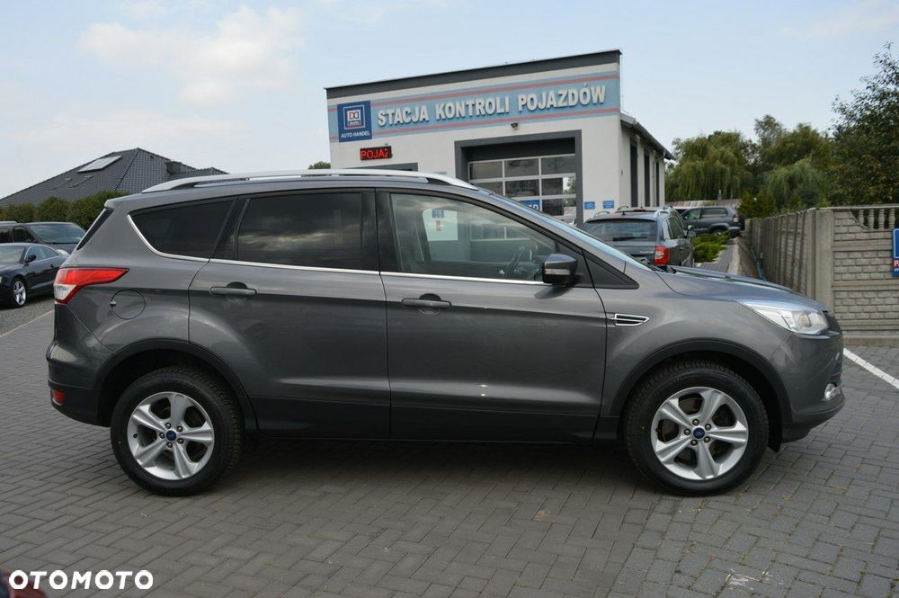 Ford Kuga - 12