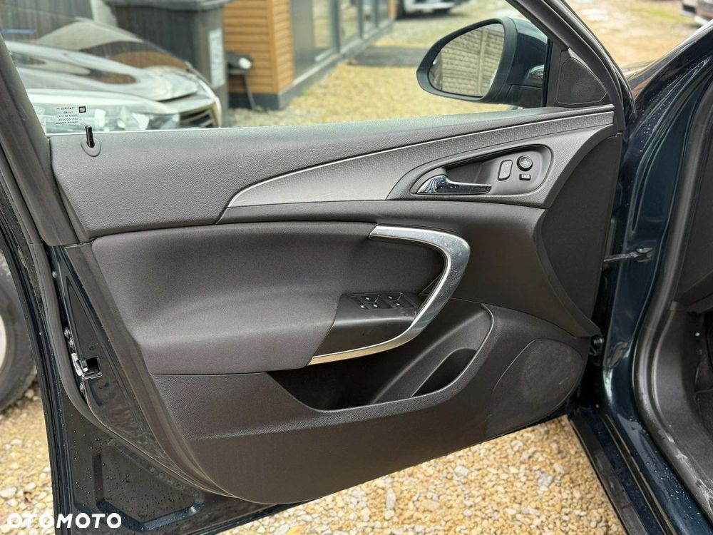 Opel Insignia - 8