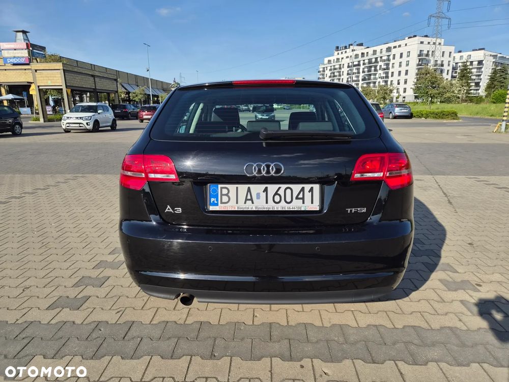 Audi A3 Sportback 1.2 TFSI Attraction - 6