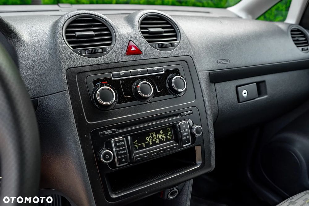 Volkswagen Caddy - 26