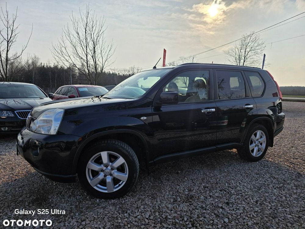 Nissan X-Trail 2.5 4x4 CVT-Automatik SE - 20