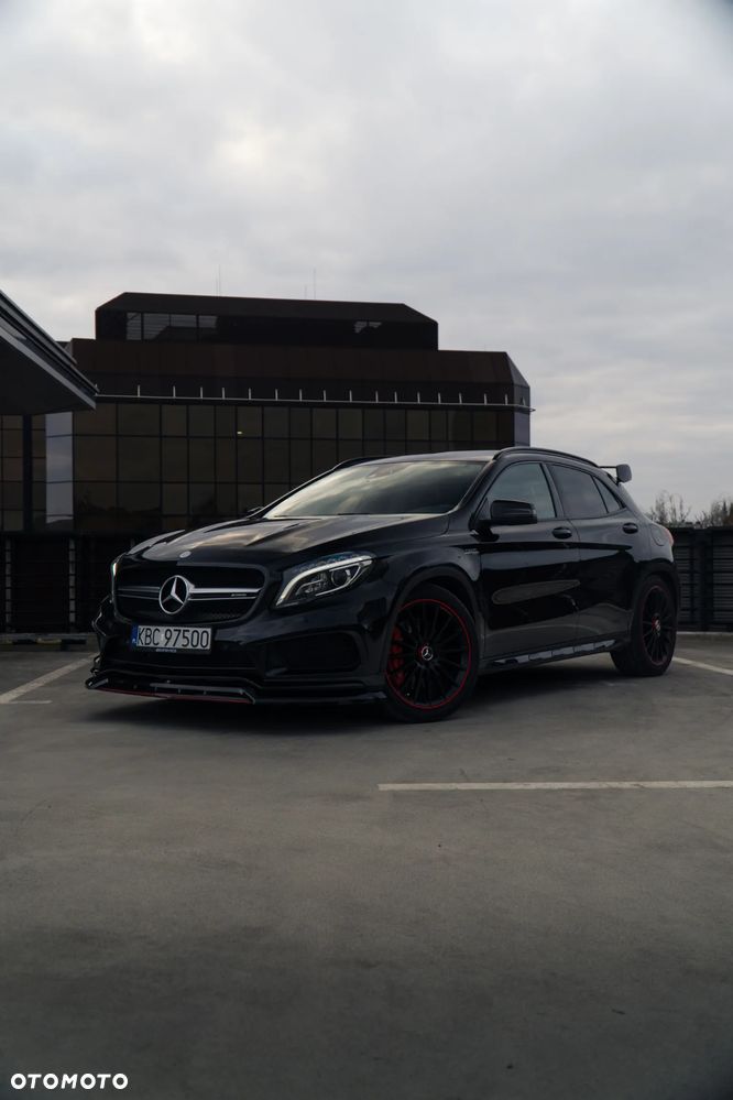 Mercedes-Benz GLA 45 AMG 4-Matic - 8