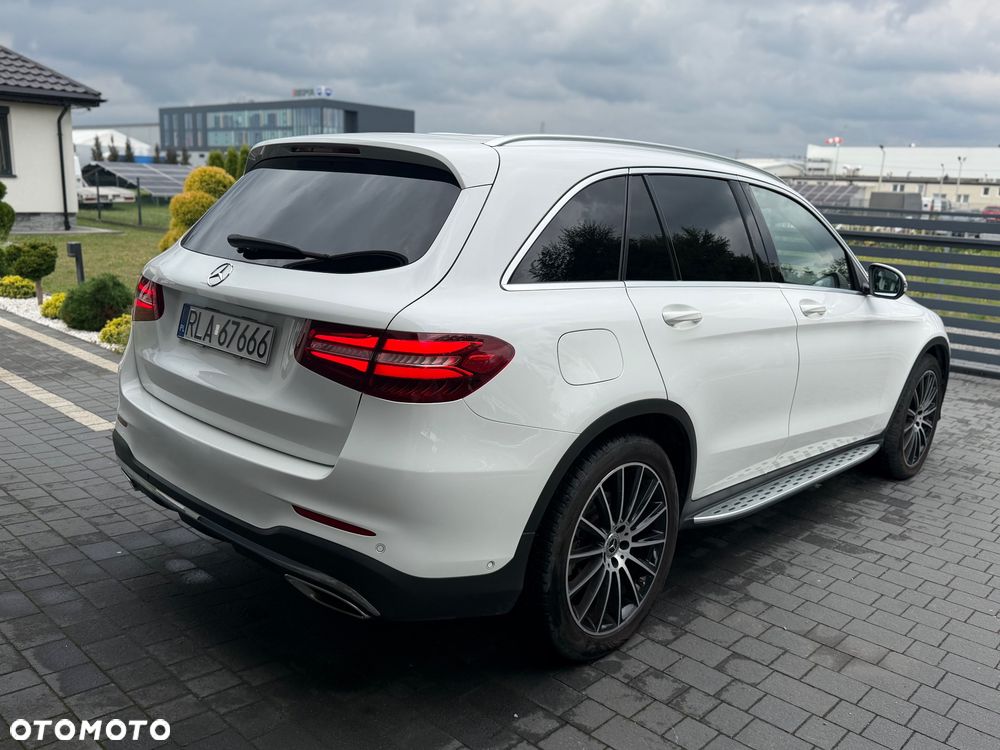 Mercedes-Benz GLC 250 4-Matic - 4