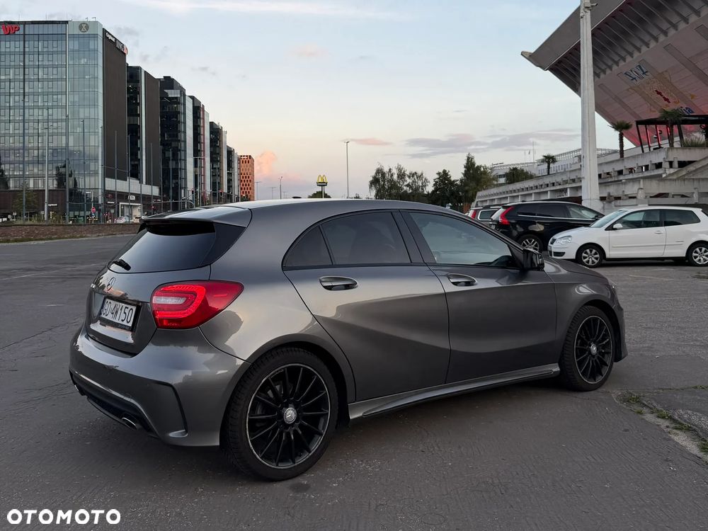 Mercedes-Benz Klasa A 250 7G-DCT AMG Line - 4