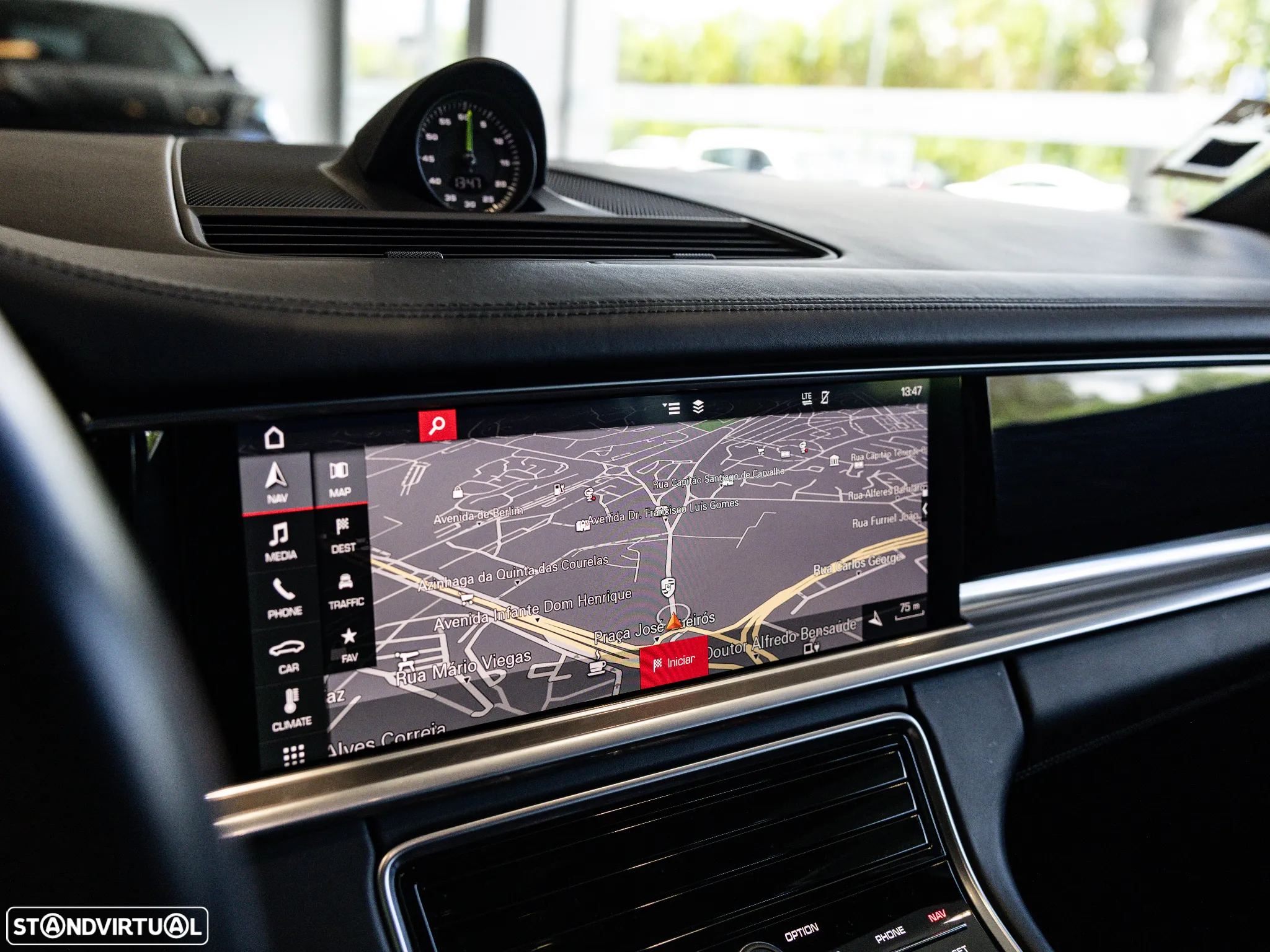 Porsche Panamera Sport Turismo 4 E-Hybrid - 38
