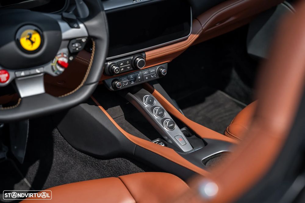 Ferrari Portofino M - 19