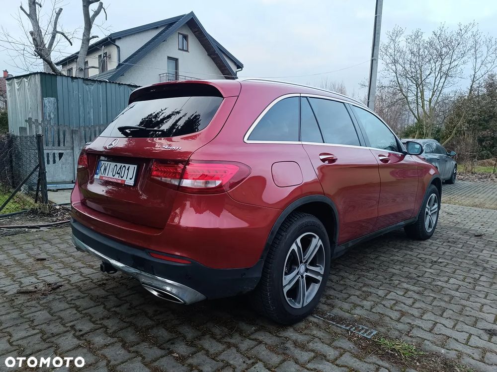 Mercedes-Benz GLC 300 4Matic 9G-TRONIC - 5