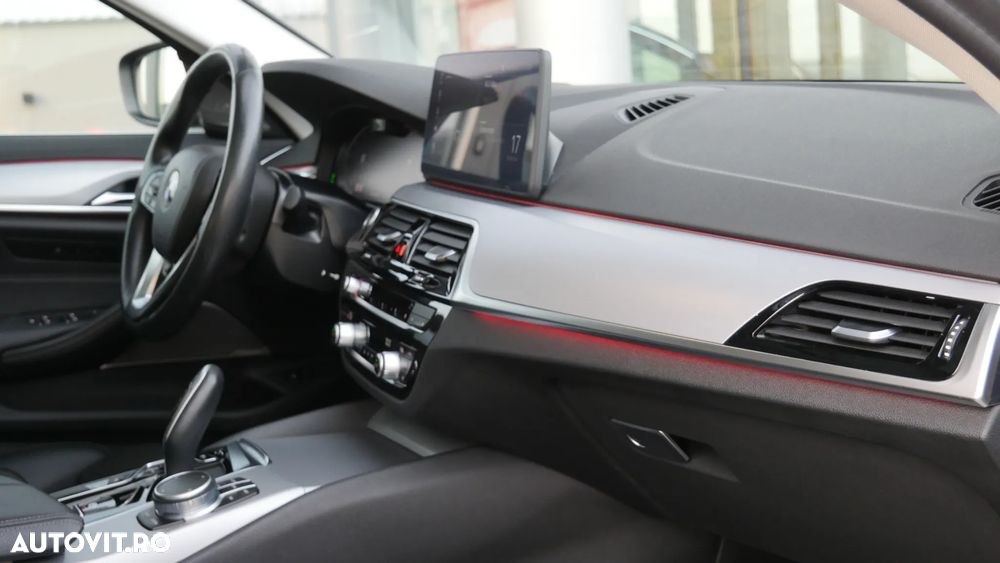 BMW Seria 5 530i xDrive AT - 5
