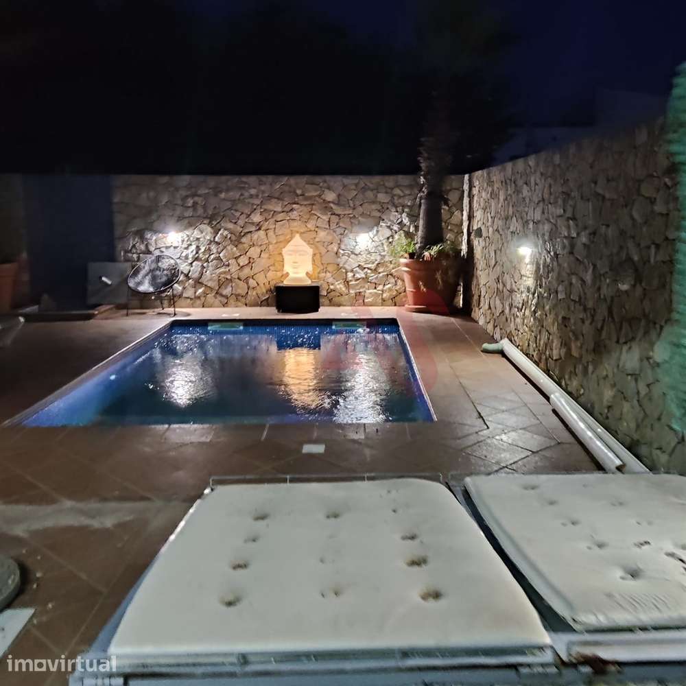 Moradia em Banda T4 com Piscina em Almancil, Loulé - Grande imagem: 3/38
