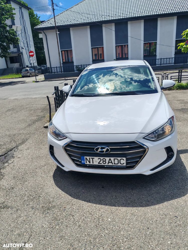 Hyundai Elantra 1.6 MPi Highway - 20