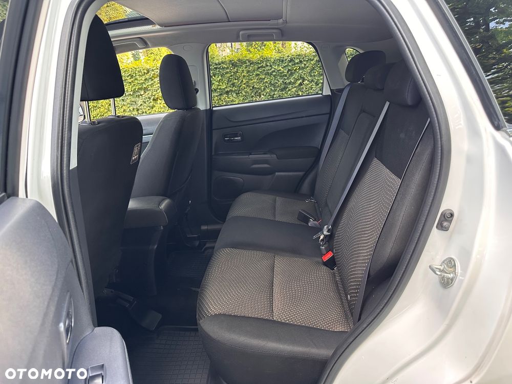 Mitsubishi ASX 1.8 DI-D 4WD Instyle - 16