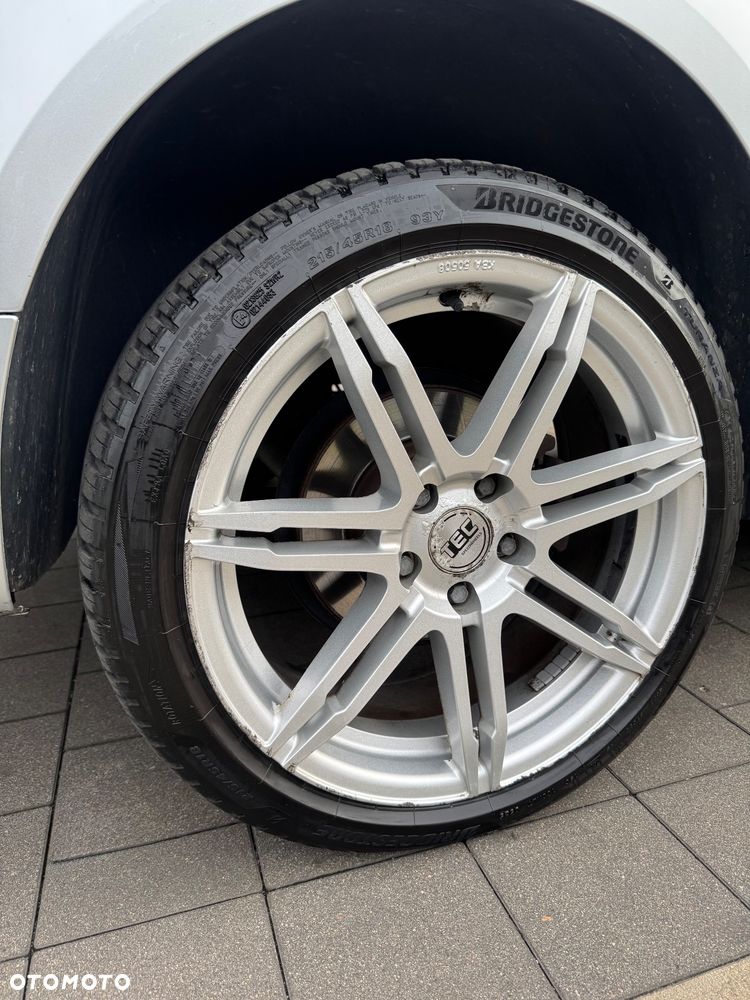 Volkswagen Caddy Maxi 2.0 TDI Comfortline - 10