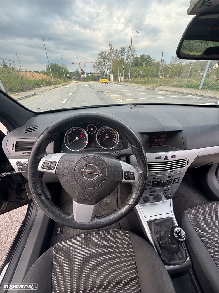 Opel Astra GTC 1.3 CDTI - 8