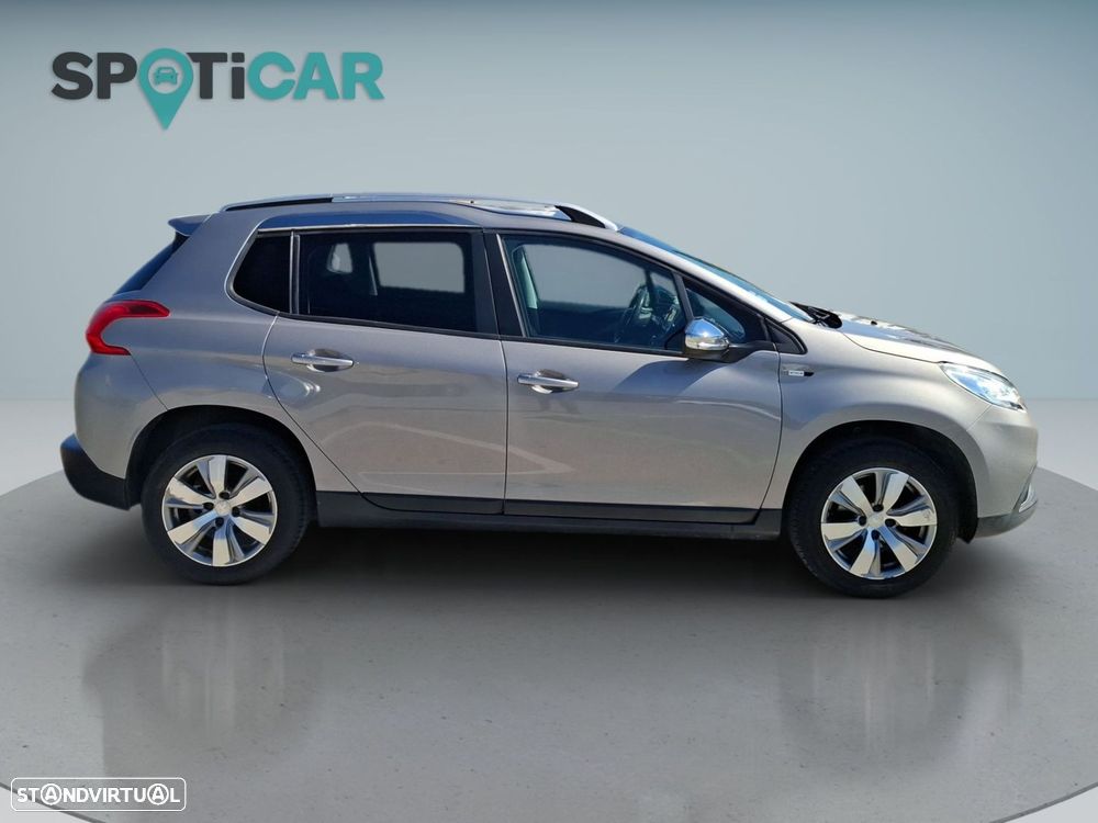 Peugeot 2008 1.2 PureTech Allure - 9