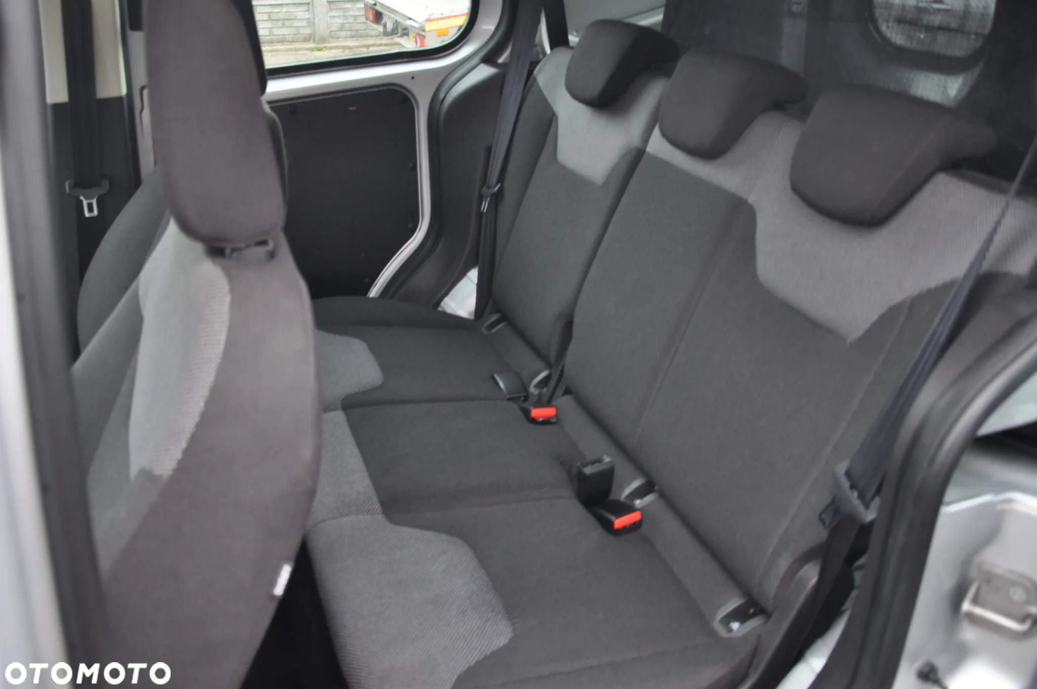 Ford Transit Courier 1.0 EcoBoost Trend - 11