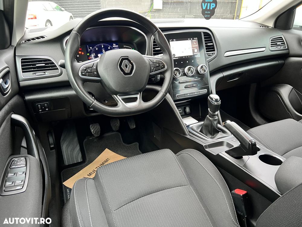 Renault Megane Blue dCi 116 Intens - 11
