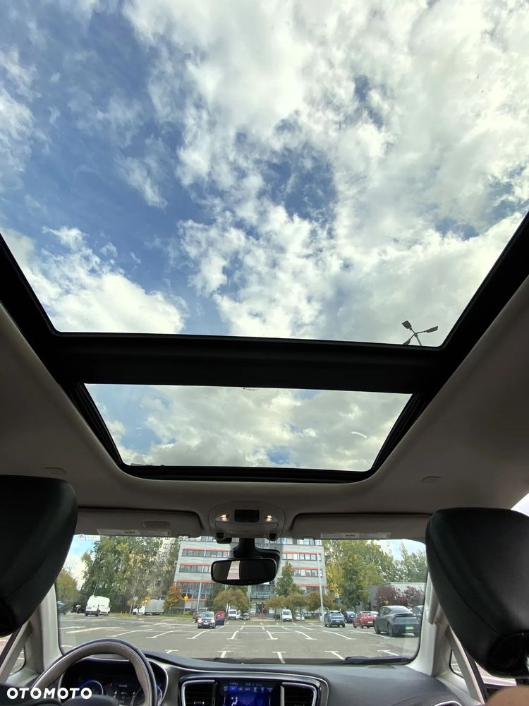 Chrysler Pacifica - 21