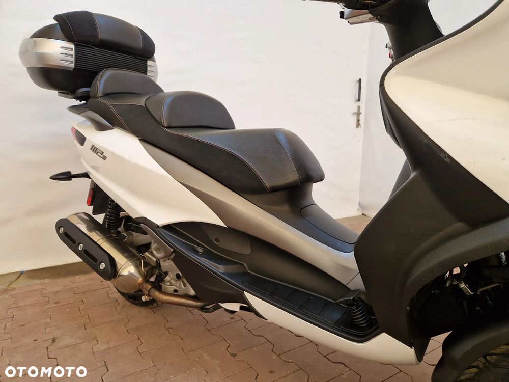 Piaggio MP-3 - 20