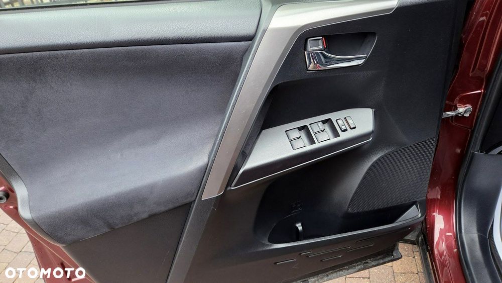 Toyota RAV4 Hybrid Style 4x2 - 30