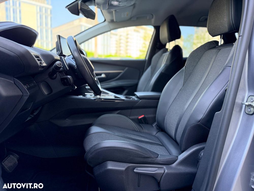 Peugeot 3008 PHEV 225 EAT8 Allure Pack - 9