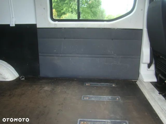 Iveco DAILY 35 S 16 REJESTRACJA NA 6-OSÓB SUPER NA KAMPERA - 12