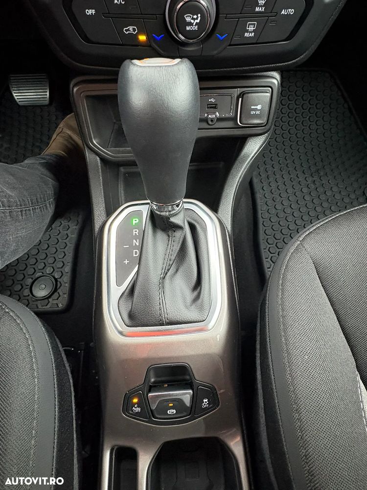 Jeep Renegade 1.5 FWD AT7 MHEV Limited - 15